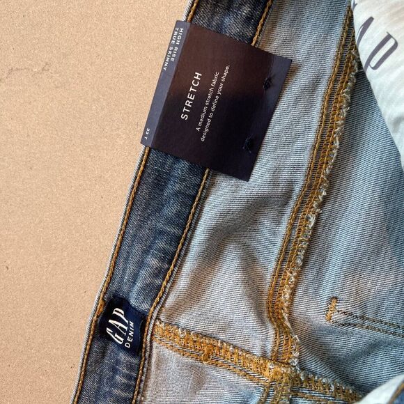 NWT GAP Jeans Women 33x33 Tall Blue Light Wash High Rise True Skinny Denim Jeans - Picture 8 of 8